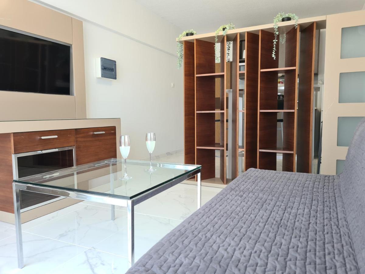 Fotoxenia Luxury Apts Paralimni Exterior photo