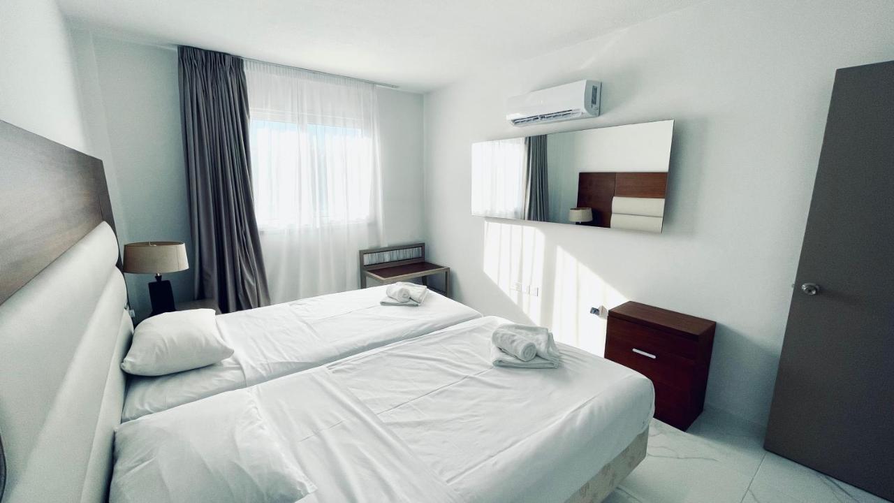 Fotoxenia Luxury Apts Paralimni Exterior photo